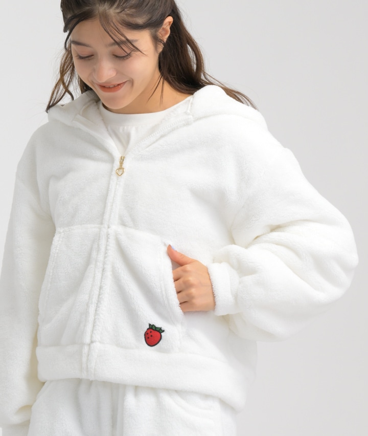 サンリオ イチゴマン ジップボアパーカー M ふわふわ モコモコ なりきり 長袖