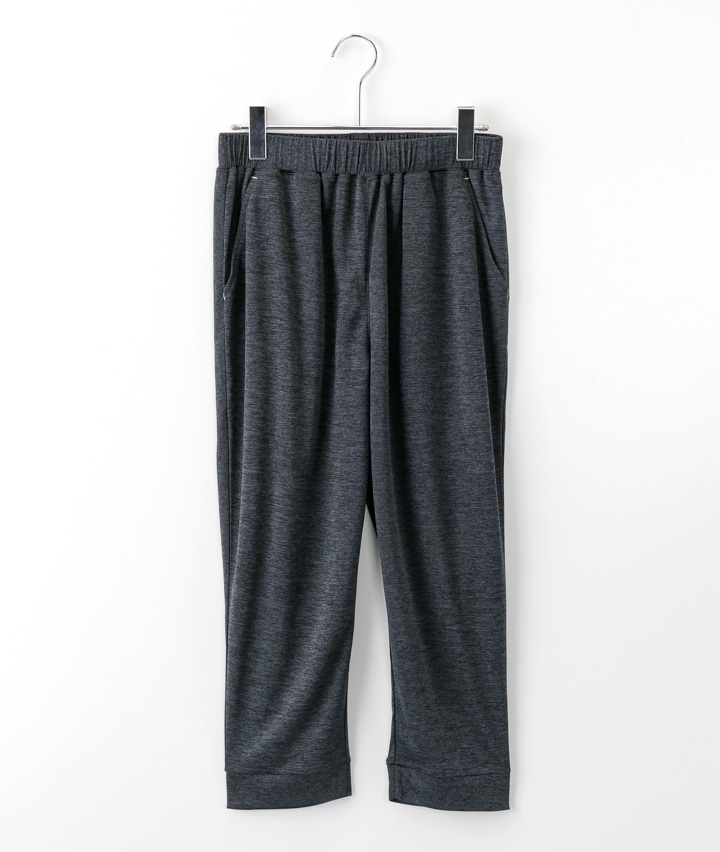 チャコルグレー