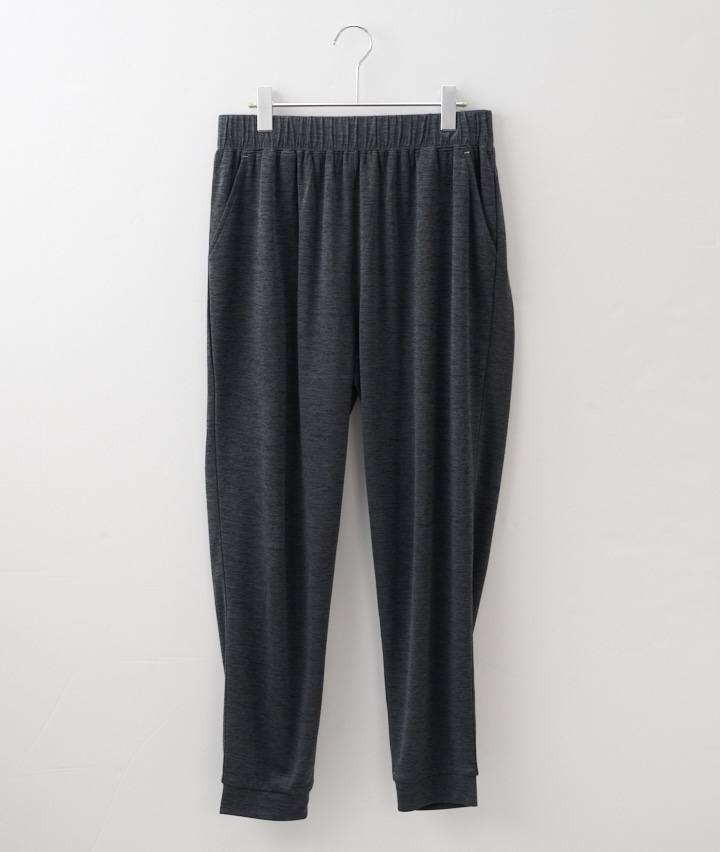 チャコルグレー