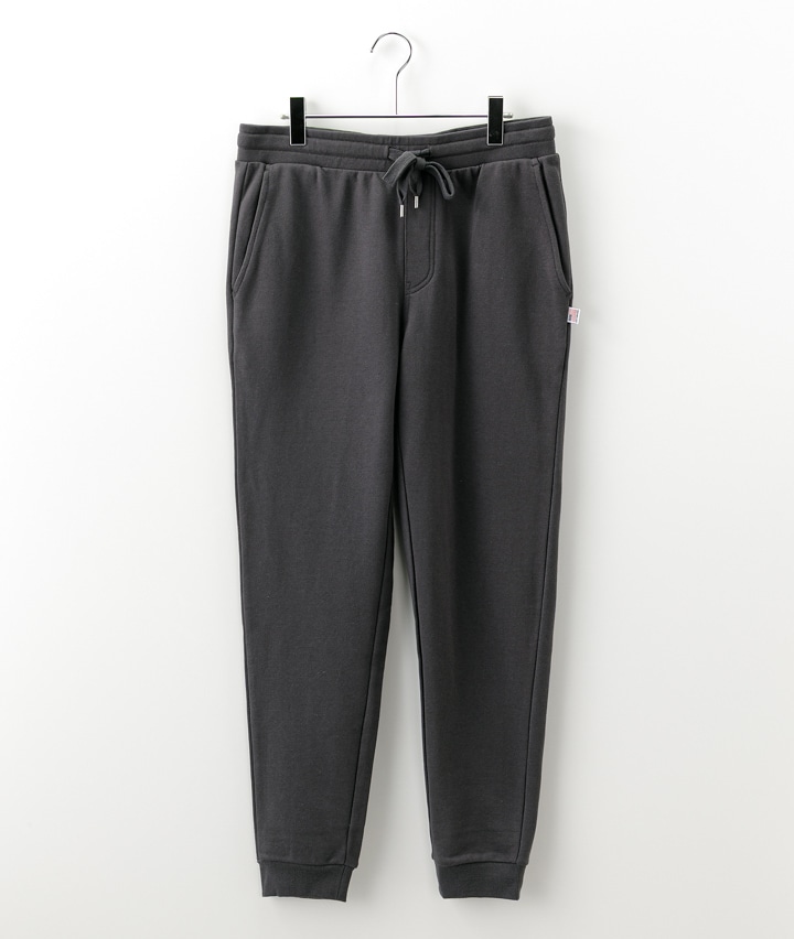 チャコルグレー