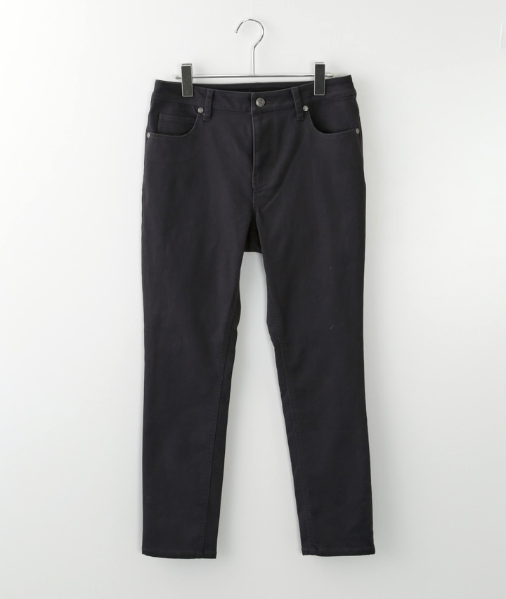 チャコルグレー