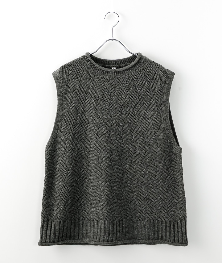 チャコルグレー