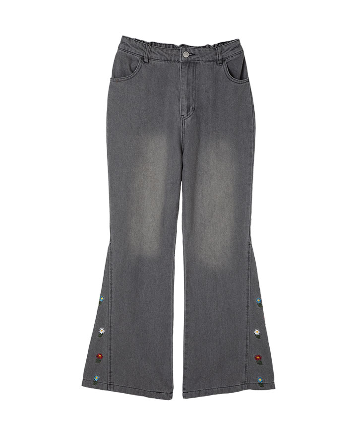 チャコルグレー