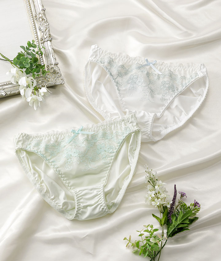 （すっきりメイク）シャイニーフラワーショーツ