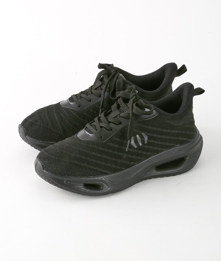 レースアップスニーカー