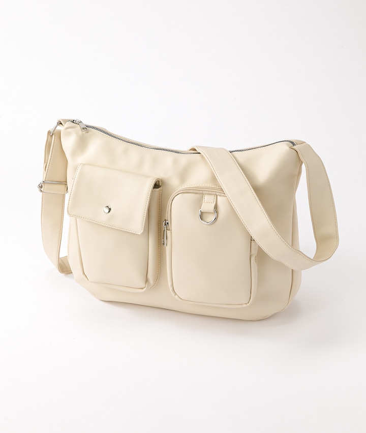 合皮Ｄカン前２ポケショルダー