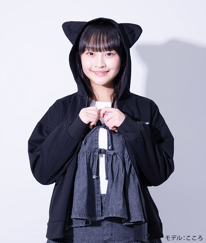 大量まとめ売り130cm女の子服セットTシャツ、スウェットなど） 大量まとめ売り130cm女の子服セットTシャツ、スウェットなど
