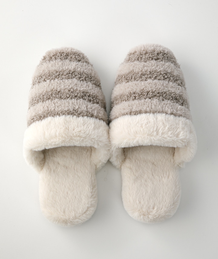 （ぐいっとかかとアップ）ボーダー柄ボアスリッパ　Ｌ