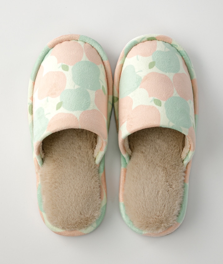 （Ｇｉｎｇｅｒのチカラ）（足なり＆かかとしっかり）りんご柄スリッパ　Ｍ