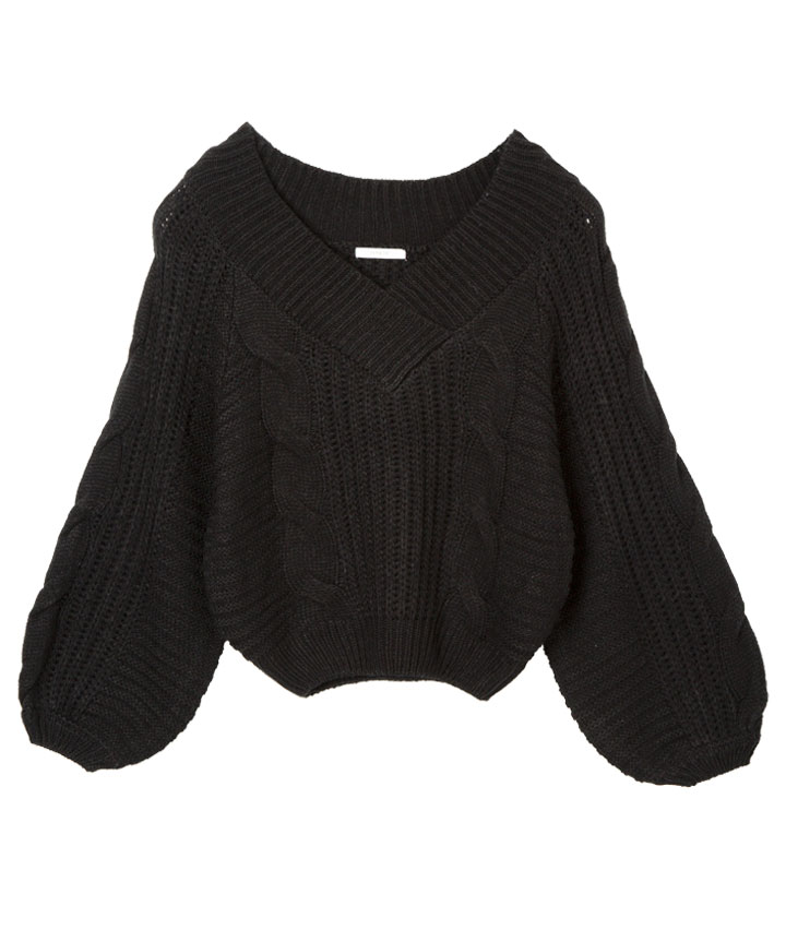 ケーブル編みＶネックニットプルオーバー