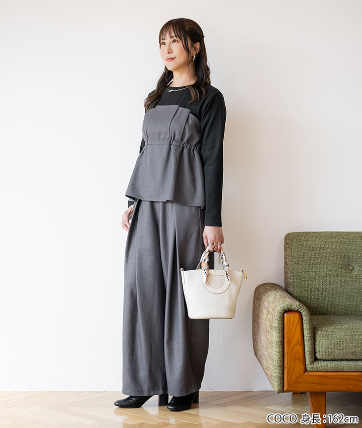 タックワイドパンツ