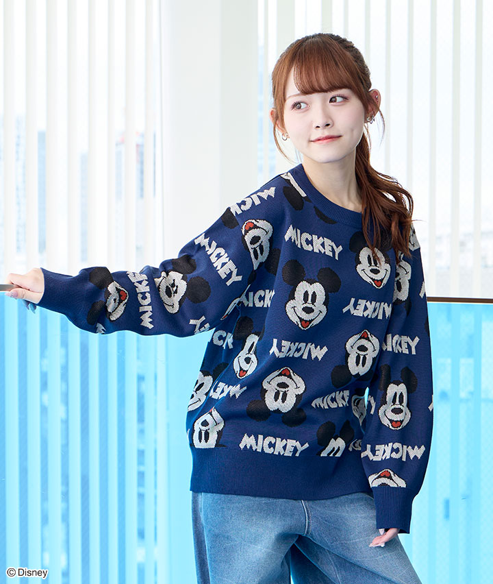 【Ｄｉｓｎｅｙ】（ミッキーマウス）総柄ニットプルーバー
