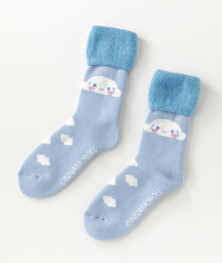 【サンリオキャラクターズ】（シナモロール）（１足物）婦人裏起毛ソックス