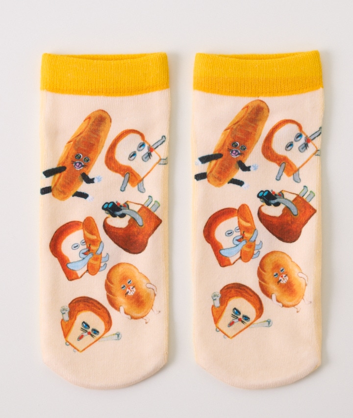 【ＫＡＤＯＫＡＷＡ】（パンどろぼう）（１足物）フロント柄ソックス