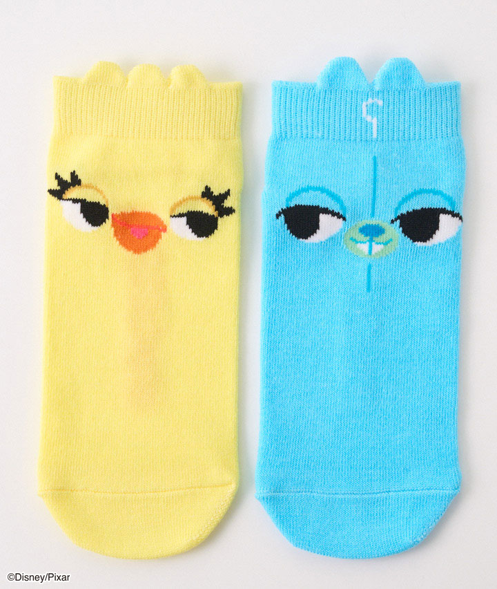 【Ｄｉｓｎｅｙ】（トイストーリー）（ダッキー＆バニー）（１足物）異柄ソックス
